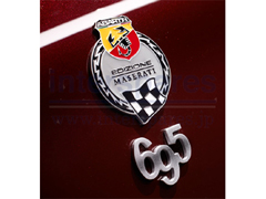 ABARTH　純正 695 エディツィオーネ マセラティ　フェンダーバッジ 5744568