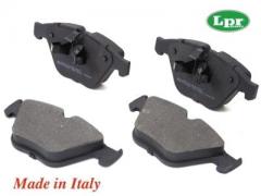BMW (E90/E91/E92/E93) 320i/323i/325i/フロントブレーキパッド  VR20/US20/VB23/VB25/PH25/VF25/VS25/UT25/VL18